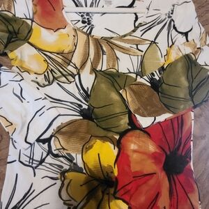Chicos, Size Medium with bright colored flowers!